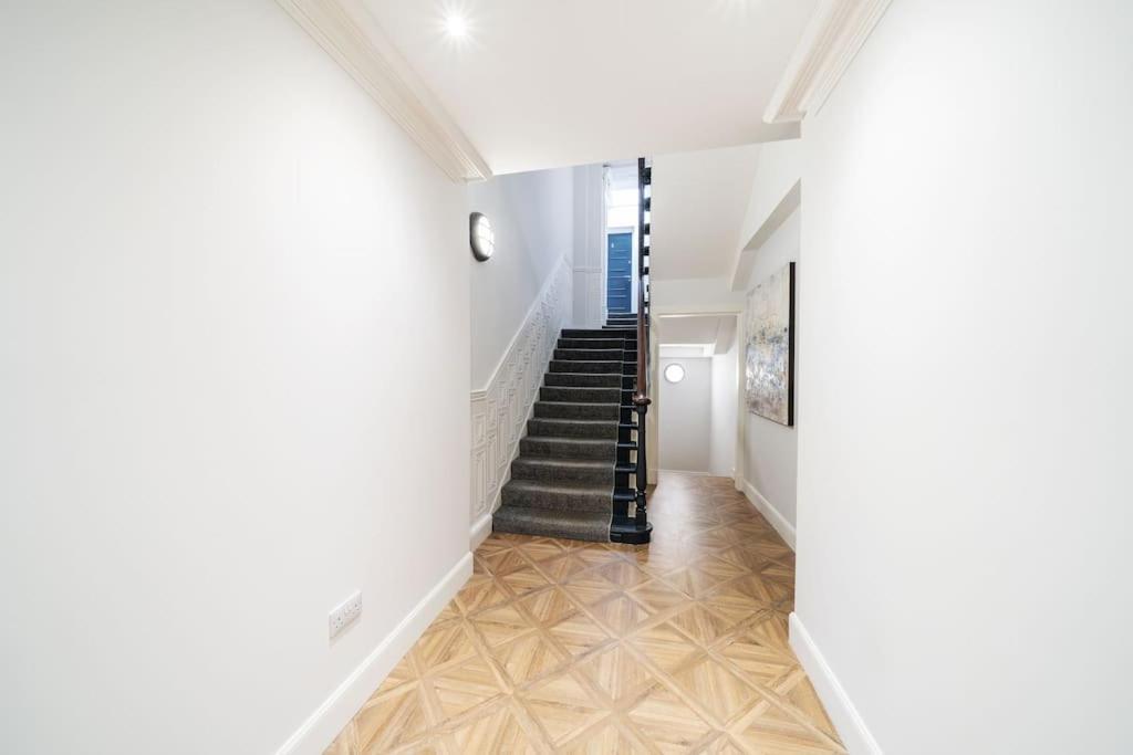 The Crescent, Aberdeen City Centre Apartment Esterno foto