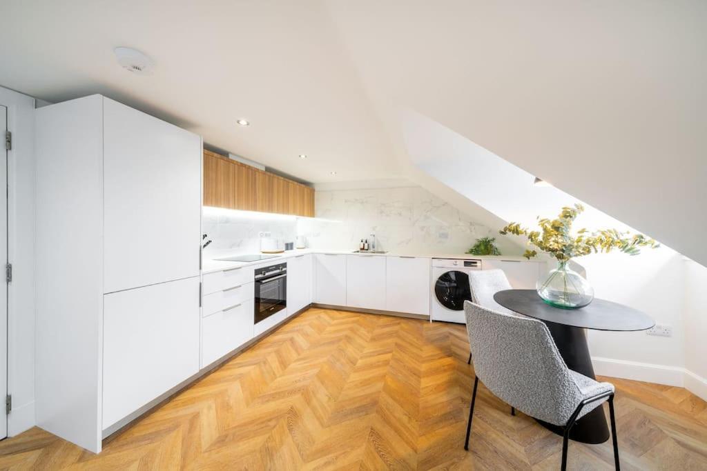 The Crescent, Aberdeen City Centre Apartment Esterno foto
