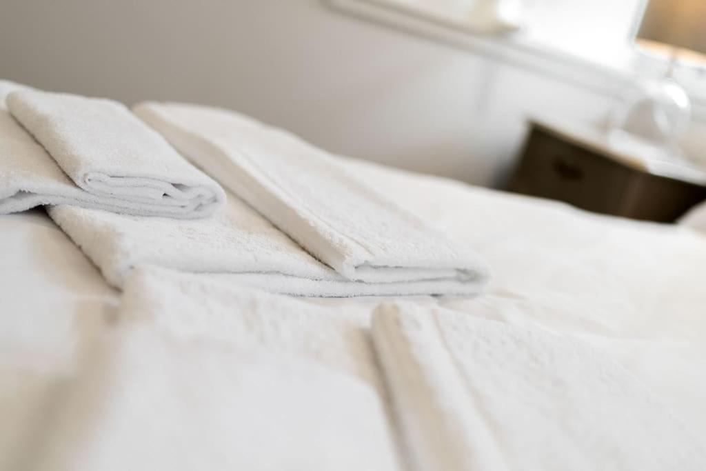 The Crescent, Aberdeen City Centre Apartment Esterno foto